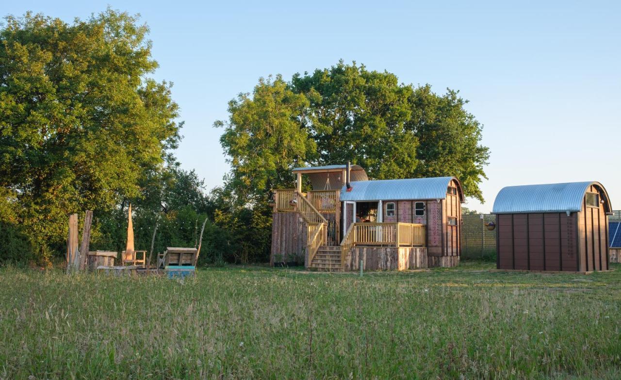 Get Away Hide Away Villa Dereham ภายนอก รูปภาพ