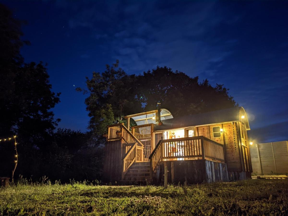 Get Away Hide Away Villa Dereham ภายนอก รูปภาพ