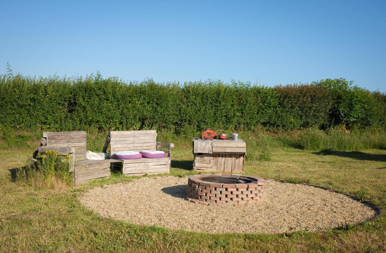 Get Away Hide Away Villa Dereham ภายนอก รูปภาพ